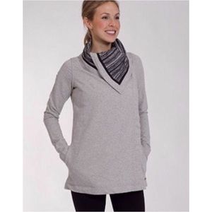 Lululemon Savasana wrap heather gray